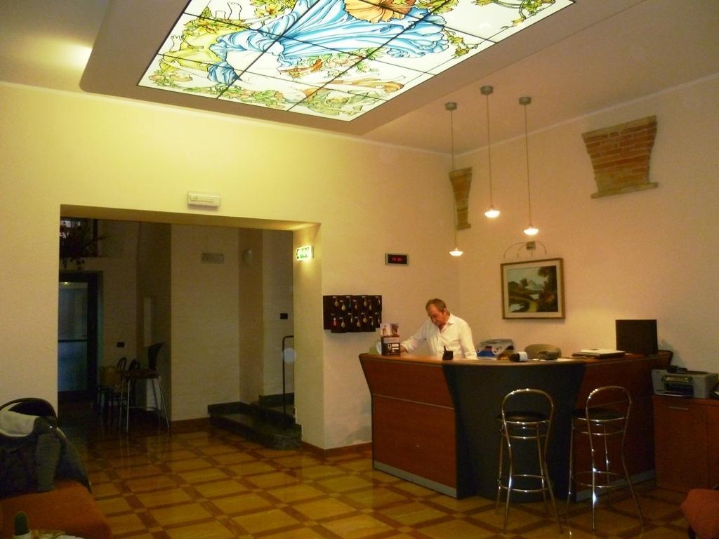 Hotel Santa Chiara Сант'Анджело-ин-Вадо Экстерьер фото